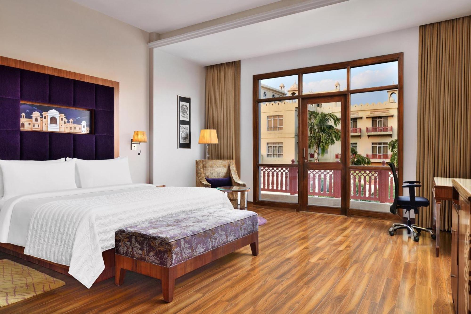 Le Meridien Jaipur Resort & Spa Exterior foto